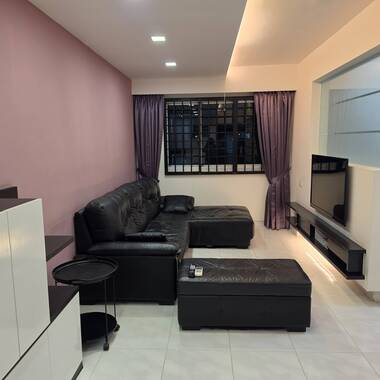 A Cosy 5-Room Corner Unit, Fully Furnished (Just 5 mins' walk to Pasir Ris MRT Stn)