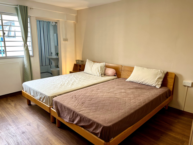 πΈ Fully Furnished Master Room | 5 Mins to MRT | Available November