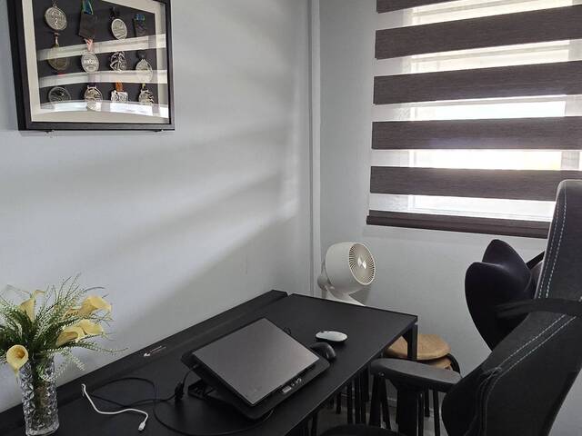 Single room available at Woodlands