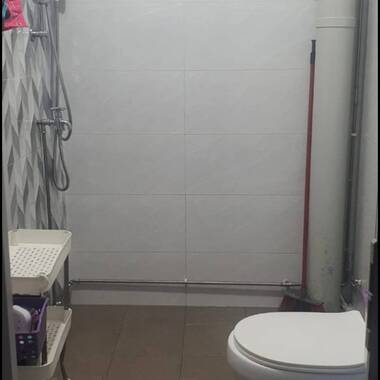 Couple or 2 Females good size Common room, nr Admiralty Mrt, Shops