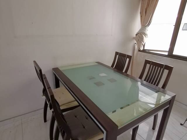Room for rent / Braddell / Common room / 1pax stay / Available immediate