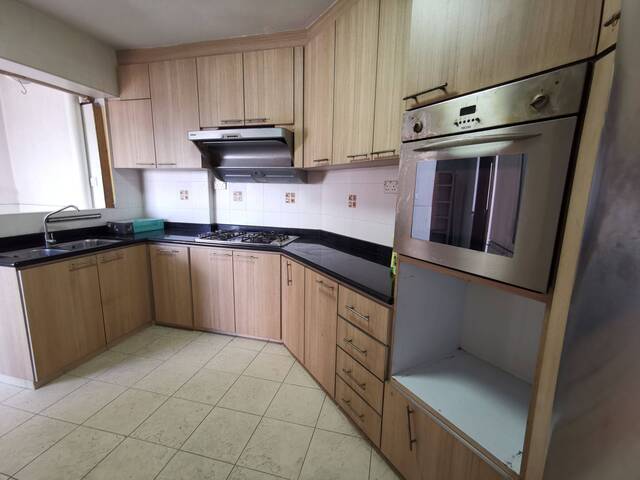 Room for rent / Braddell / Common room / 1pax stay / Available immediate