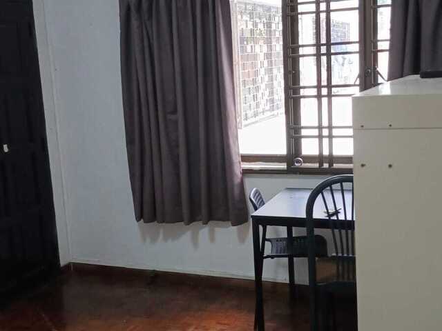 Room for rent / TOA PAYOH / NOVENA / Common room / 1pax stay / Available 13-Oct