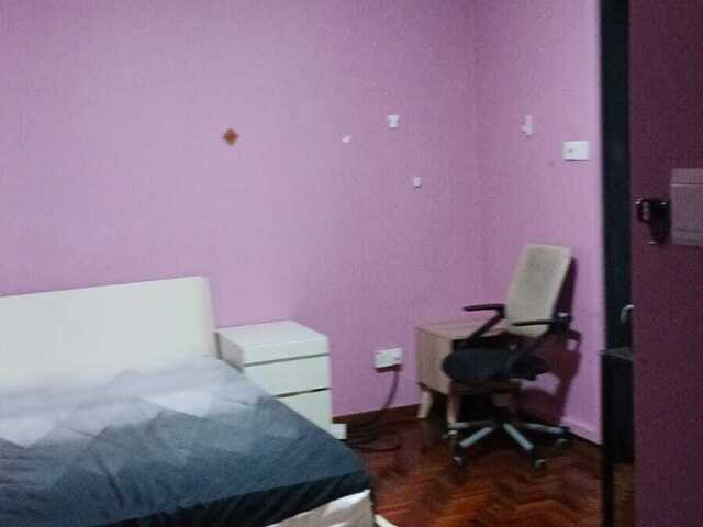 Room for rent / LAVENDER / Master room / 1pax stay / Available immediate