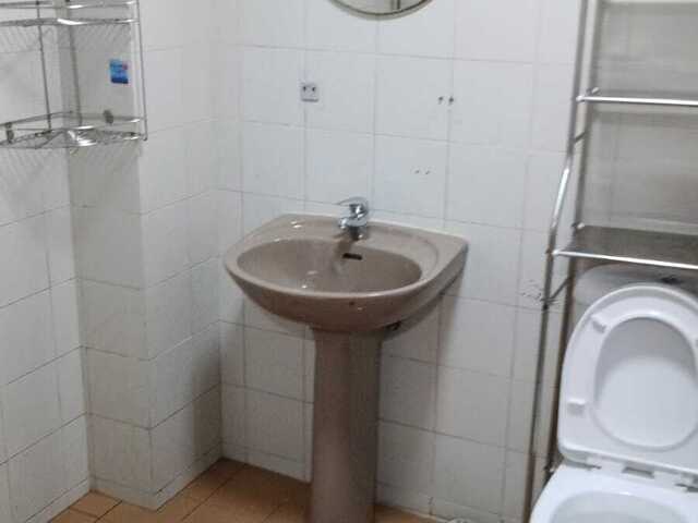 Room for rent / LAVENDER / Master room / 1pax stay / Available immediate