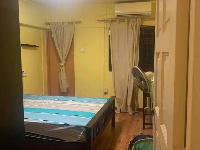 Masters Bedroom - Telok Blangah - 1.28k