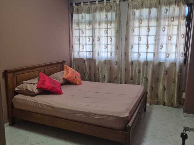 2 common bedrooms that need to be rented out