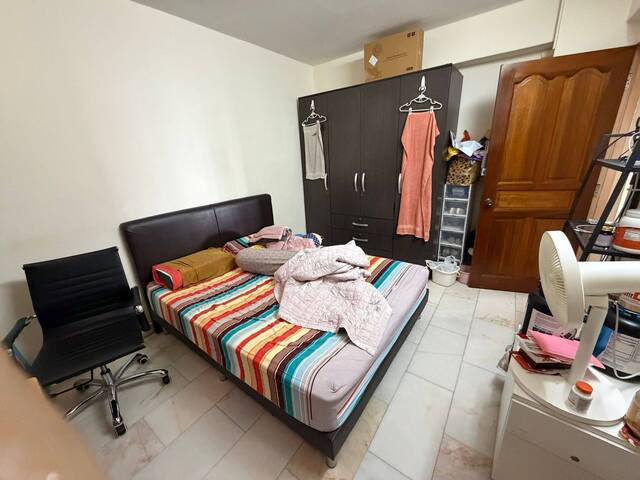 Room to Rent in Boon Lay