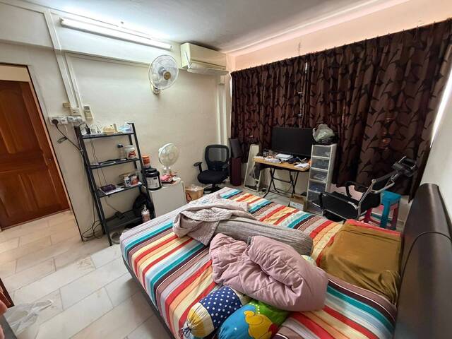 Room to Rent in Boon Lay