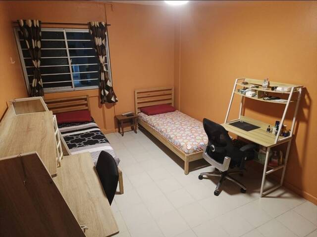 Share common room, fully furnished Near Khatib Mrt, Supermarket, Shops, light cooking