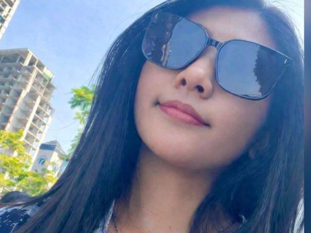 Crystal is looking for a room in Jurong East