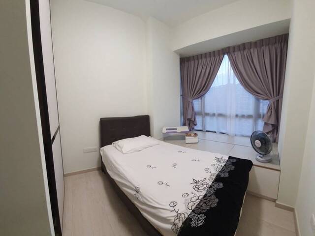 Common room at D’Nest for rent! Aircon wifi!
