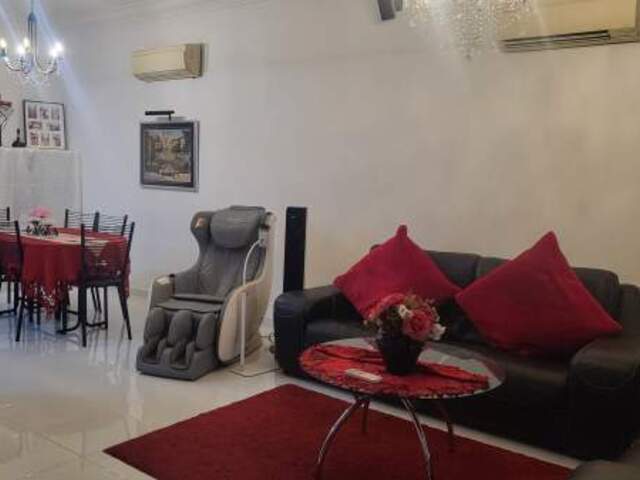 Experience a lovely, clean, modern lifestyle in Braddell Heights Estate.