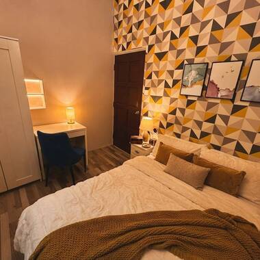 $2100 | No Agent Fees | ❤ SMART Home Studio Apartment ❤ Private Kitchen + Bathroom + Washer/Dryer |