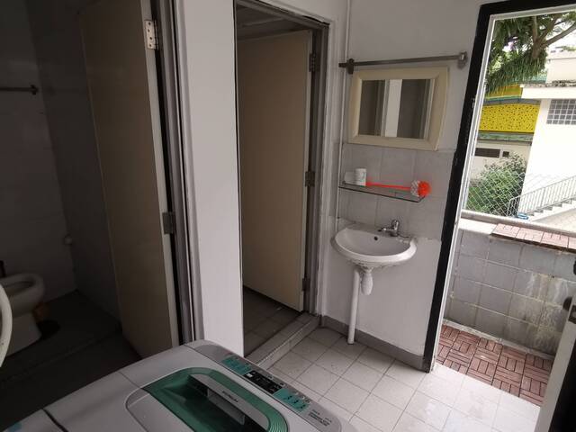 Room for rent / Toa Payoh / Common room / 1-2 pax stay / Available 28 Oct