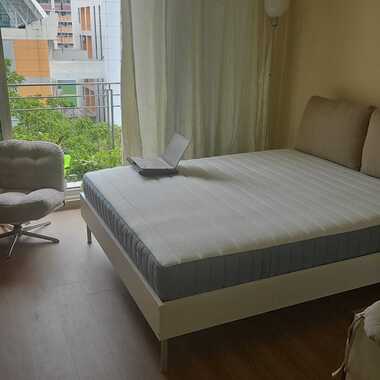 Condo Master Room / Common Room Fully Furnished Near Market From 700 to 1690 SGD