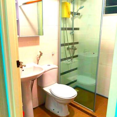 Master Bedroom @ Blk 576 Ang Mo Kio Avenue 10