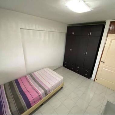 Blk 717 Yishun St 71 - $800 for 1 guy (aircon + wifi)