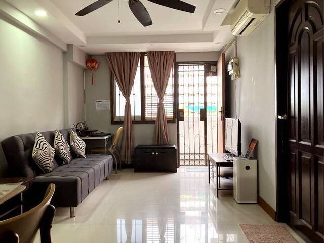 COMMON ROOM FOR RENT