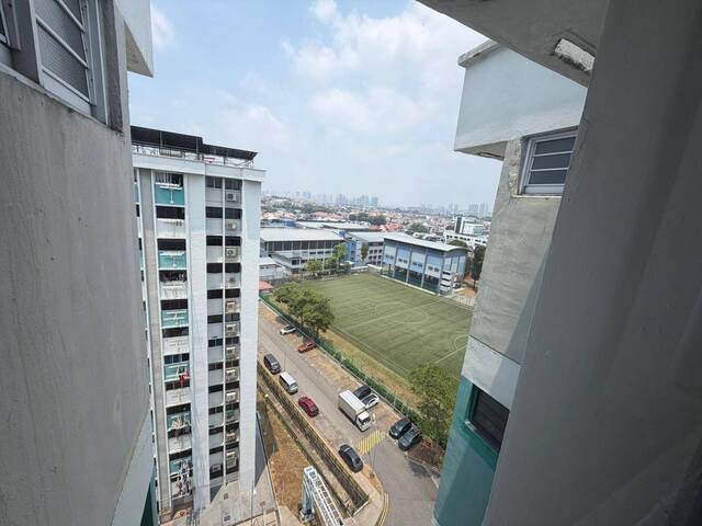 Serangoon North Ave 1 Common Room for Rent