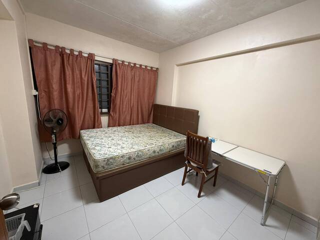 Pasir Ris room for rent