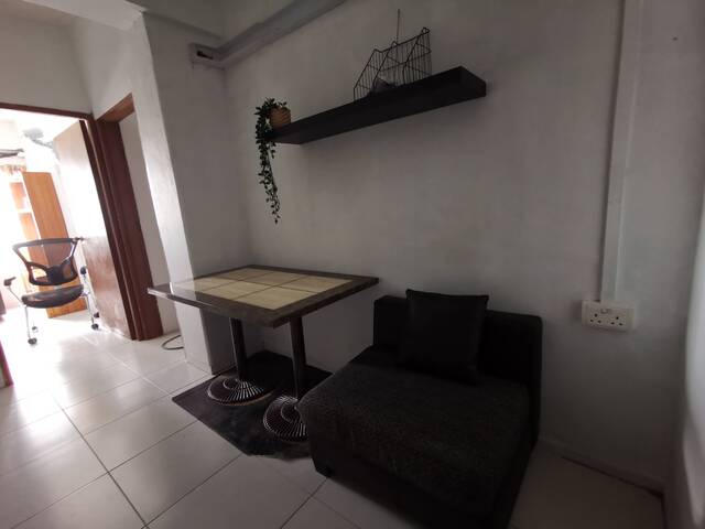 Room for rent / BUGIS / Common room / 1pax stay / Available 1 Nov
