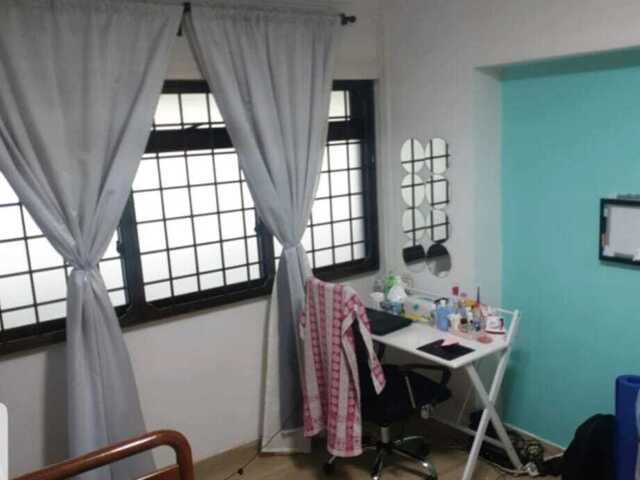 Common Room - 100 Steps to Hougang 1 Shopping Centre - Full of amenities