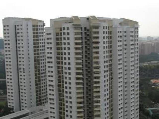 4R flat for rent at Blk 183 Jelebu Road.2mins walk to Bukit Panjang MRT! NO AGENT FEE