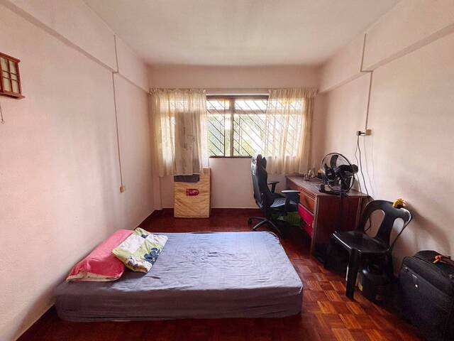Common room @ Blk 372 Clementi - $850 for 1 ; $1000 for 2