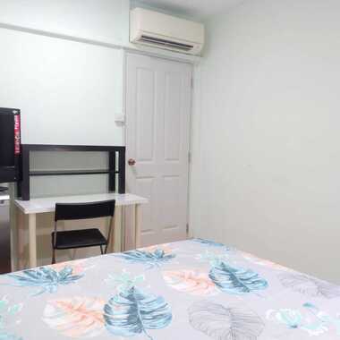 Rochor MRT Furnished Master Room with bathroom ( suits students/ local) 8118...