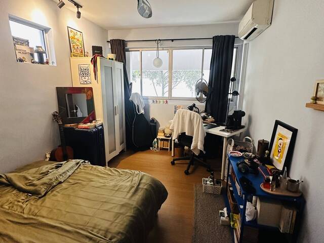 Fully Furnished Room for Rent in Central Singapore