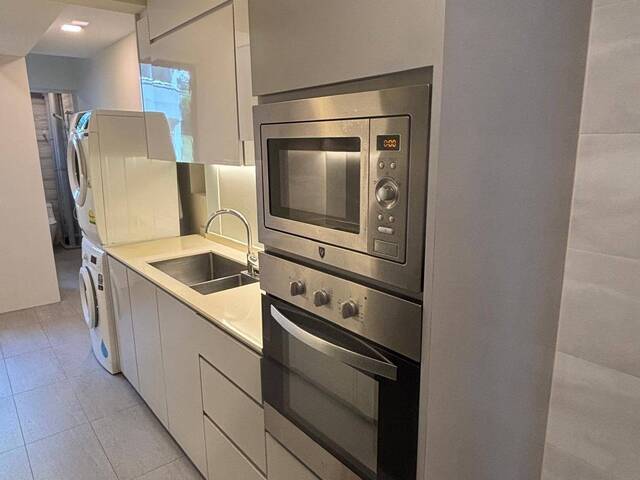 Room for rent / Balestier / Common room / 1-2 pax stay / Available 20 OCT