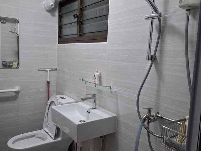 Looking for a quiet, clean and comfortable place to stay?