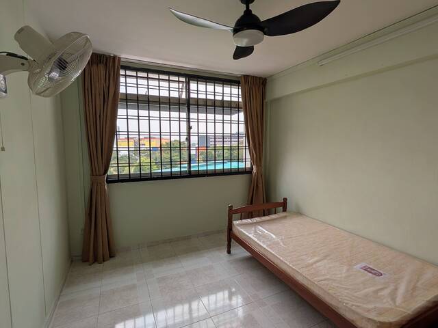 Common Room Rent @ Blk 156 Yung Loh Road