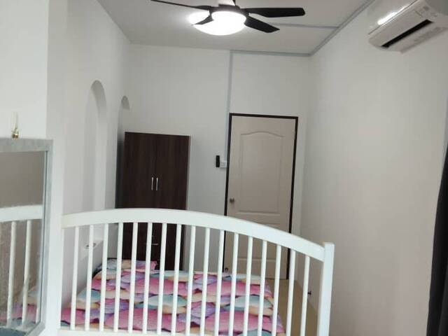 Room for rent / TOA PAYOH / Common room / 1pax stay / Available Sept 27
