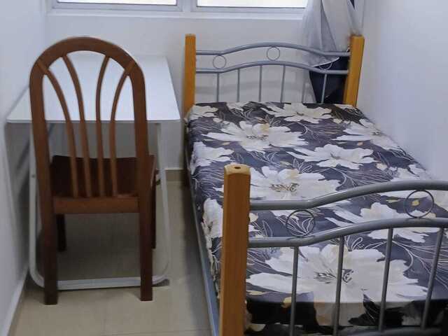 Room for rent / TOA PAYOH / Common room / 1pax stay / Available Sept 27