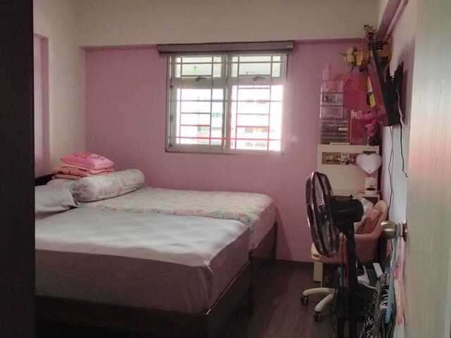 common / utility room for rent