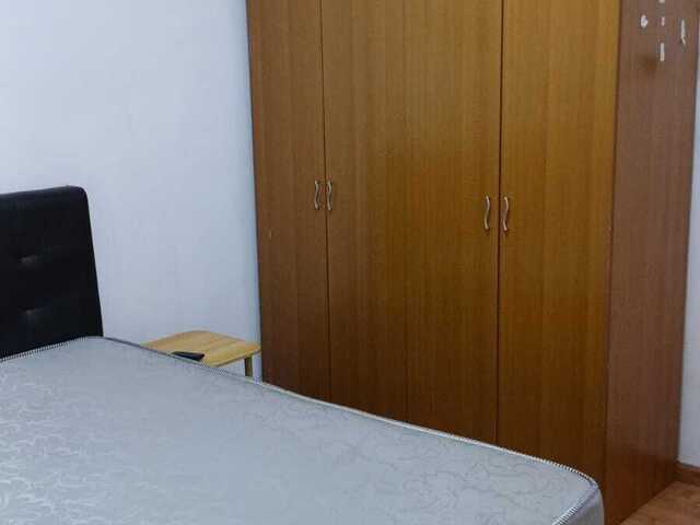 Room for rent / SOMERSET / Classic Queen Room / 1 - 2 pax stay / Available Immediately