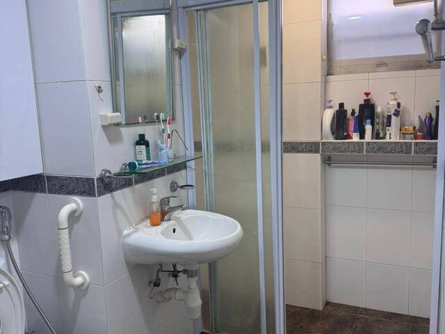 Room for rent / CLEMENTI / Common room / 1-2 pax stay / Available NOV 9