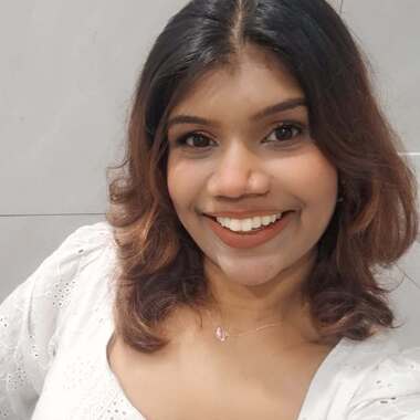 Diane is looking for a room in Holland Village