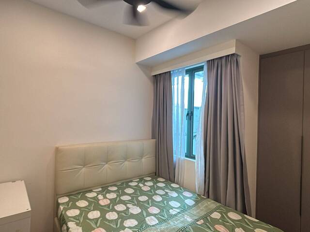 Room for rent / Balestier / Classic Queen room / 1pax stay / Available NOV 29
