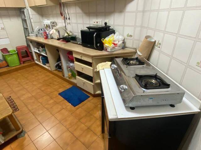 Room for rent / LAVENDER / MASTER BEDROOM / 1pax stay / Available NOV 9