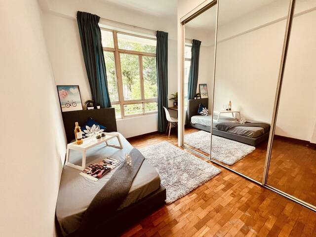 Northvale Condo Premium Common Room For Rent (Choa Chu Kang MRT - NSL/Red Line)