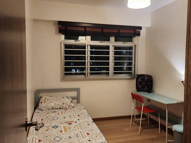 330A Anchorvale Street.