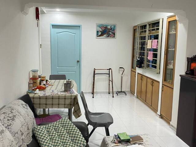 Senkgang common/bed space for rent
