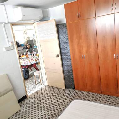 3R flat for rent at Blk 111 Lorong 1 Toa Payoh.Near to Braddell MRT! NO AGENT FEE
