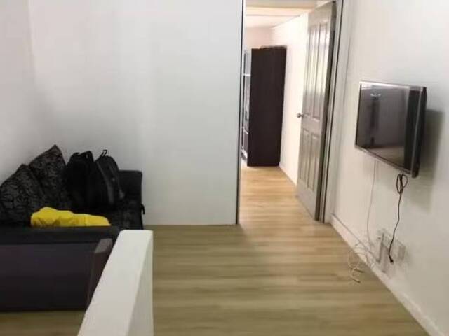 Master bedroom for rent at jurong east