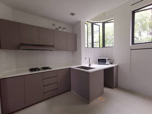 Room for rent / Kembangan MRT / Common room / 1pax stay / Available Immediately