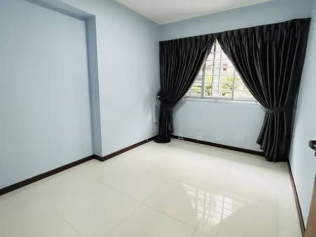 Spacious common room for rent
