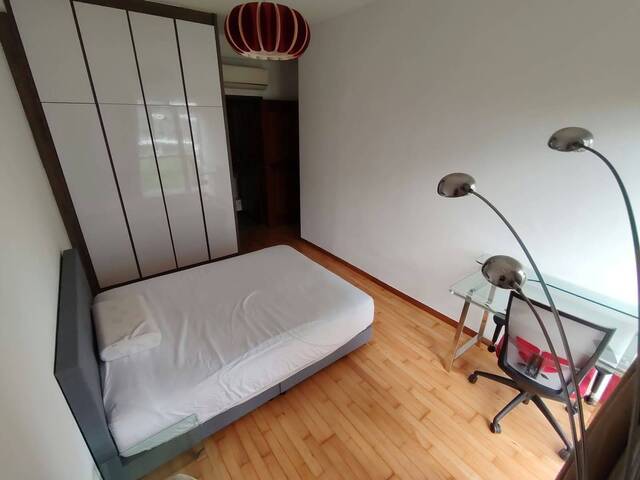 Master Room @ Regent Park Condo @ Jalan Lempeng! NO AGENT FEES!